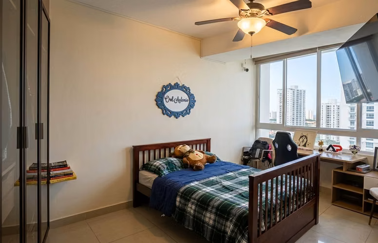 Apartamento en Costa del Este I con Amplio Balcón y vista a la ciudad