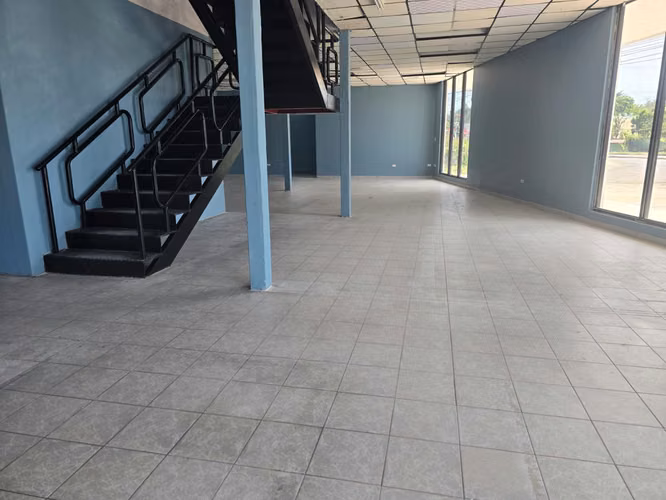 Venta de Edificio sobre la Carretera Interamericana en Penonomé