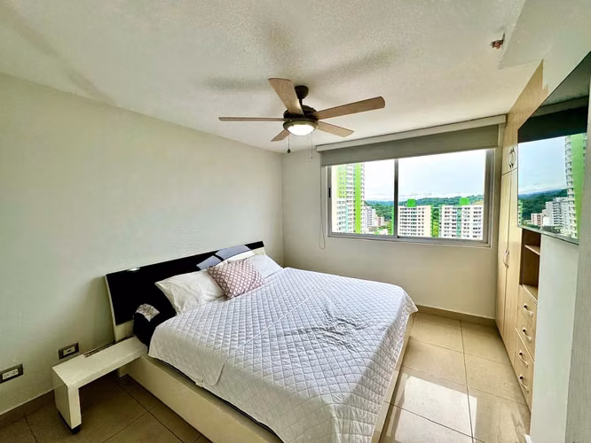 Venta de Apartamento en PH Rokas 1, Ancón