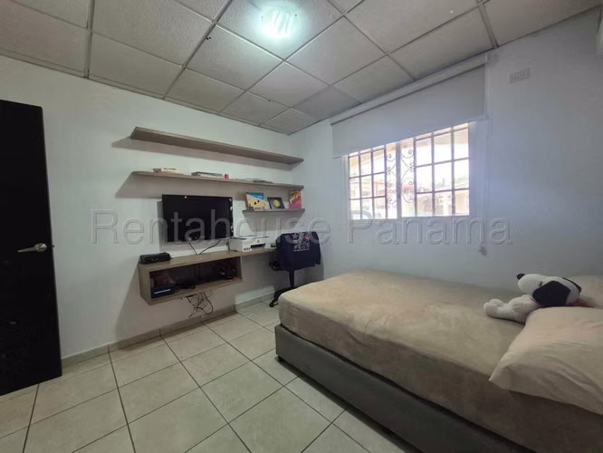 Alquilo Casa en Villa Lucre OF27-755