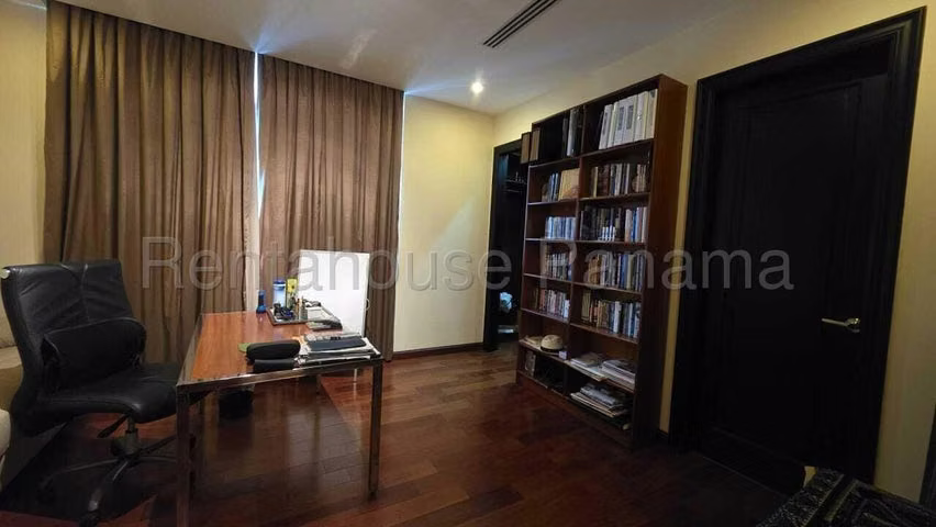 Alquiler de Apartamento en Costa del Este 26LBR2200