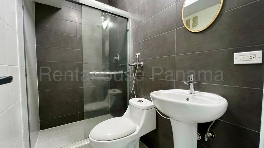 Alquiler de Apartamento  PH TRINITY en El Carmen 27LBR544