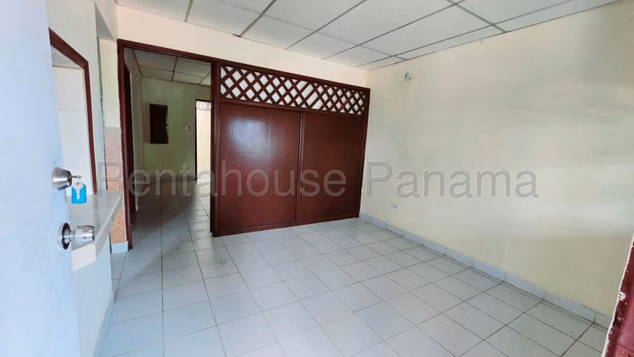 Alquiler de Casa en Vista Alegre CASA NUEVO ARRAIJAN Solo Cliente Directo MC