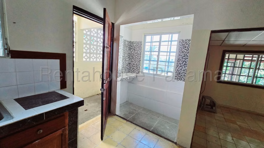 Alquiler de Casa en Vista Alegre CASA NUEVO ARRAIJAN Solo Cliente Directo MC