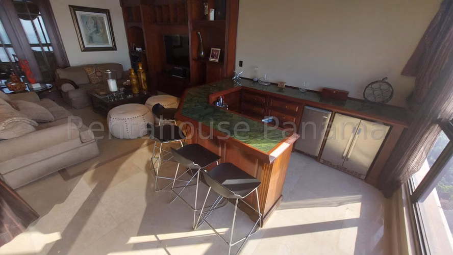 Alquilo apartamento amoblado  Panama Bay Costa del Este
