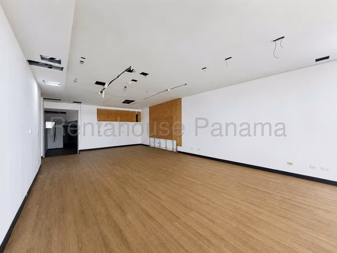 Venta de Local en Marbella Tower One Solo Cliente Directo MC