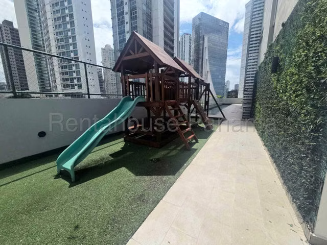 Alquiler de Apartamento  PH 43GV en Bella Vista  27LBR812