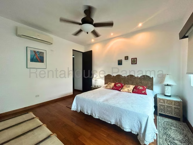 Apartamento en venta en  PH Bayside, Costa del Este