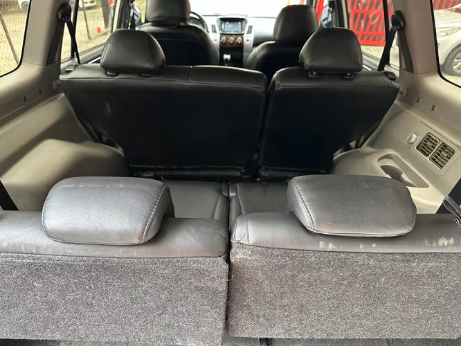 MITSUBISHI NATIVA EX 2012