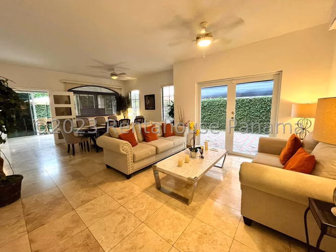 House for Sale in Costa Sur El Doral Only Direct Client LFC