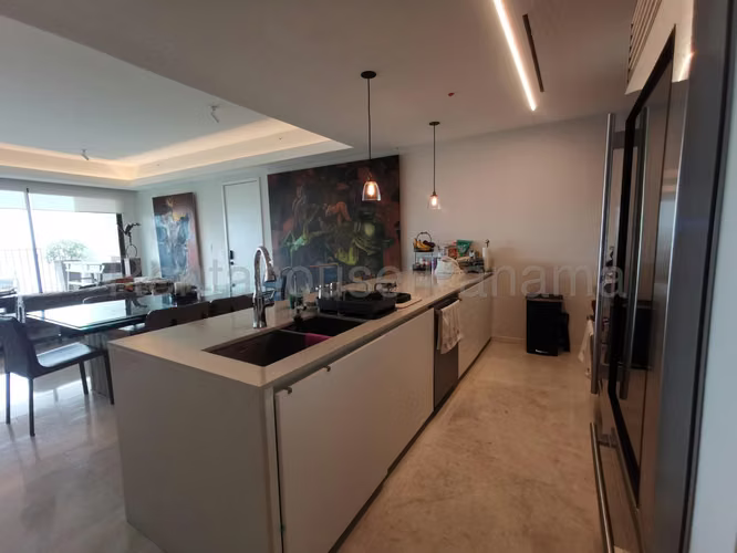 Venta de Apartamento en Punta Pacifica Ph Seas Scape NS