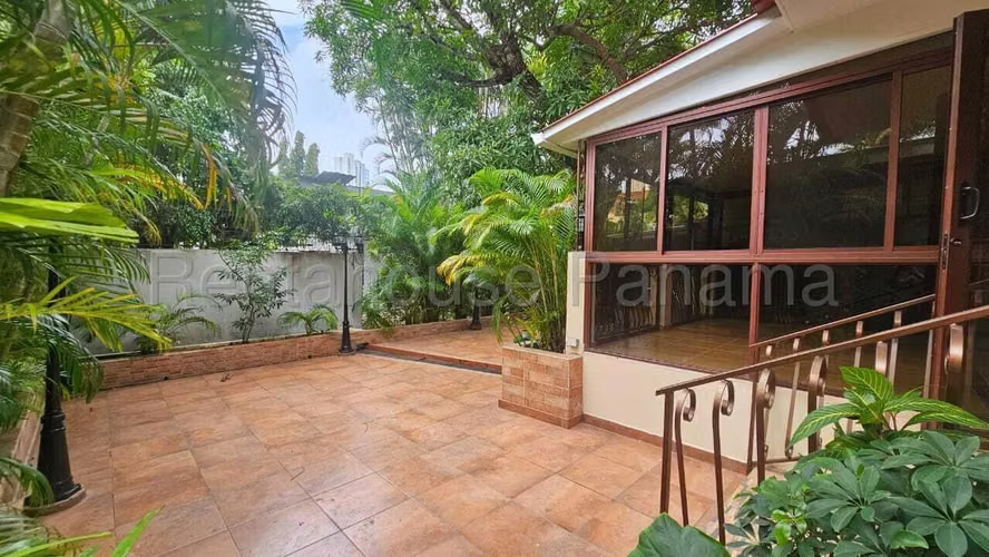 Venta de Casa en San Francisco Loma Alegre NS