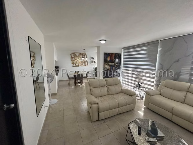 Apartamento en Venta en Pueblo Nuevo JG