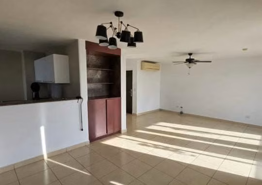 Alquiler Apartamento Vía España-La Loma Fte Al Hospital  San Fernando 2 Estacionamientos