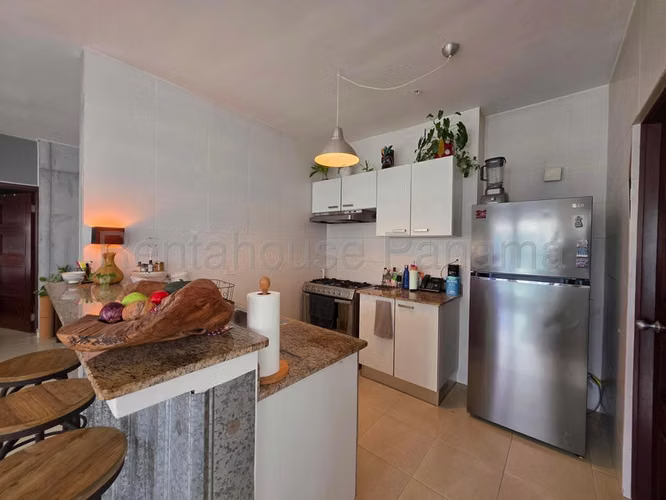 Apartamento en Venta en Avenida Balboa  JG