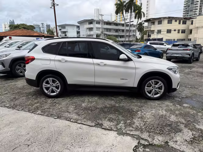 BMW X1 2016