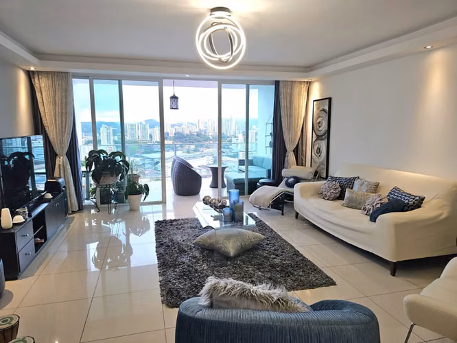 Apartamento  en Hato Pintado I con balcón y amplios espacios