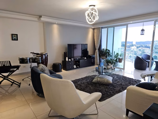 Apartamento  en Hato Pintado I con balcón y amplios espacios