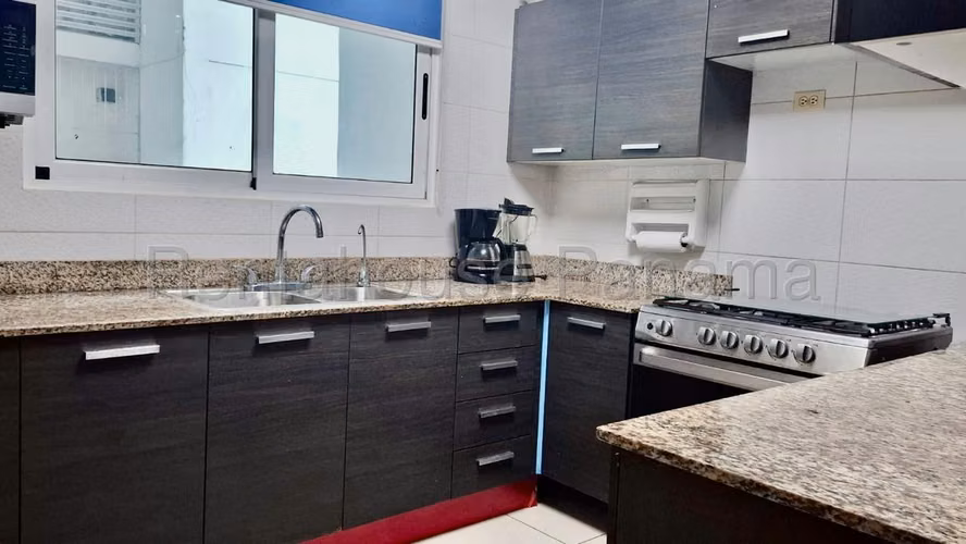 Alquiler Apartamento en Condado del Rey Kings Park - Solo Linea Blanca 27YCG822