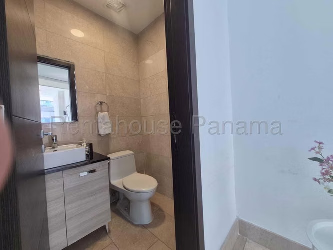 Se Vende Apartamento en Punta Pacifica LA26-6633