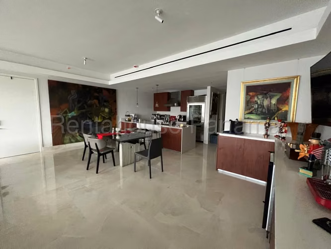 Se Vende Apartamento en Punta Pacifica LA27-791