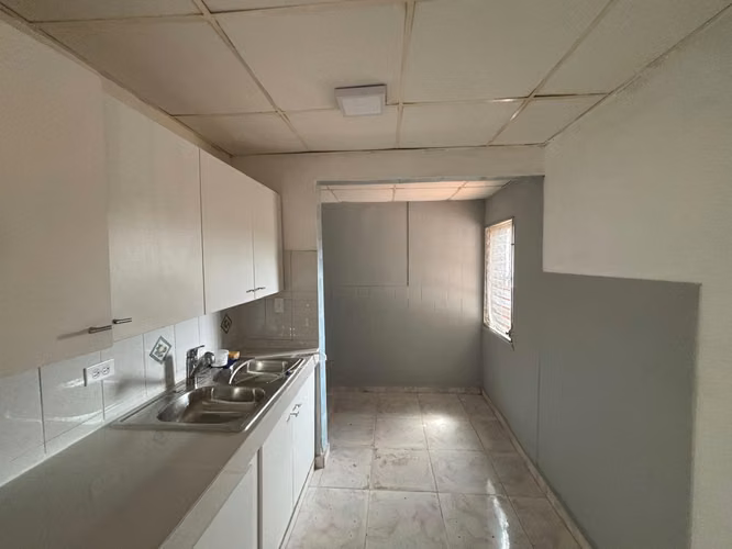 VENTA DE CASA EN VILLA LUCRE