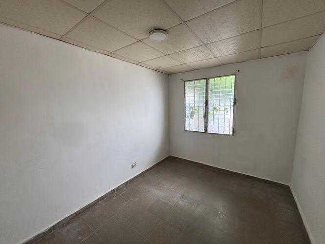 VENTA DE CASA EN VILLA LUCRE