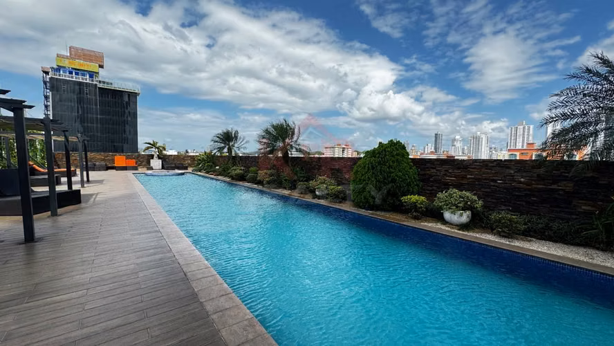 ALQUILER DE APARTAMENTO AMOBLADO EN AVENIDA BALBOA, P.H. RIVAGE, PISO ALTO