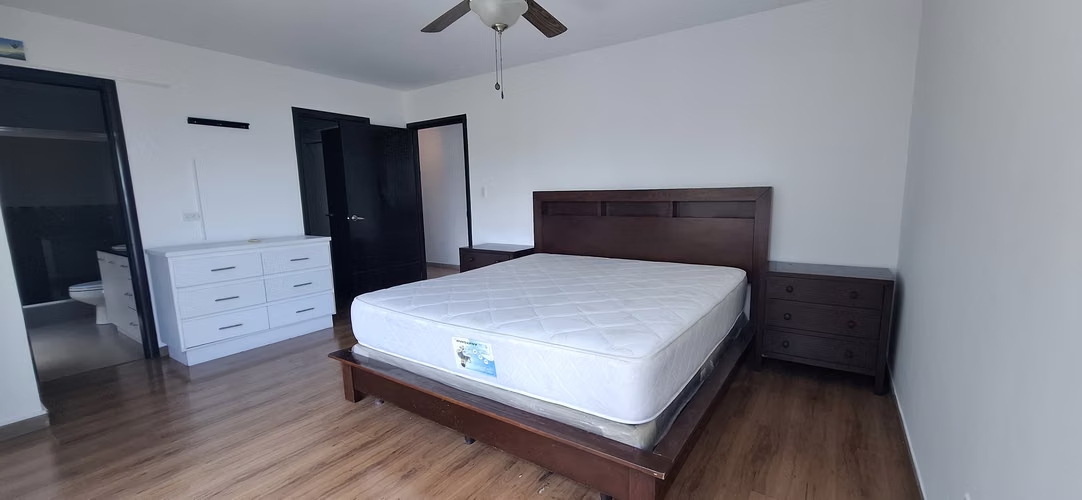 Alquiler Apartamento PH Bayfront Avenida Balboa | Vista al Mar | 1 Recámara | Amoblado (09)