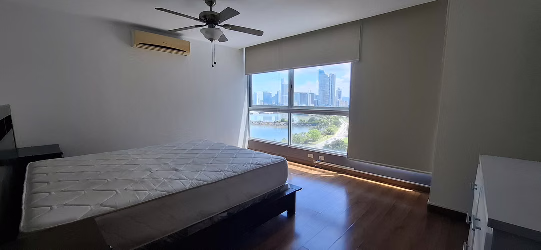 Alquiler Apartamento PH Bayfront Avenida Balboa | Vista al Mar | 1 Recámara | Amoblado (09)
