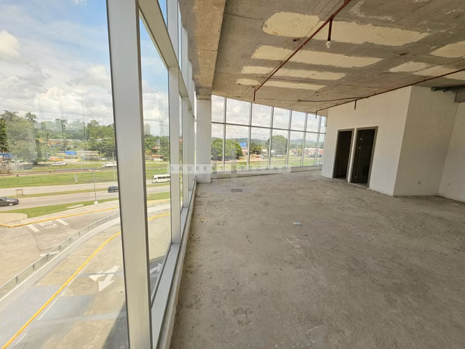 Venta de Local Comercial/ Oficina en Terrazas de Albrook - Haga una oferta