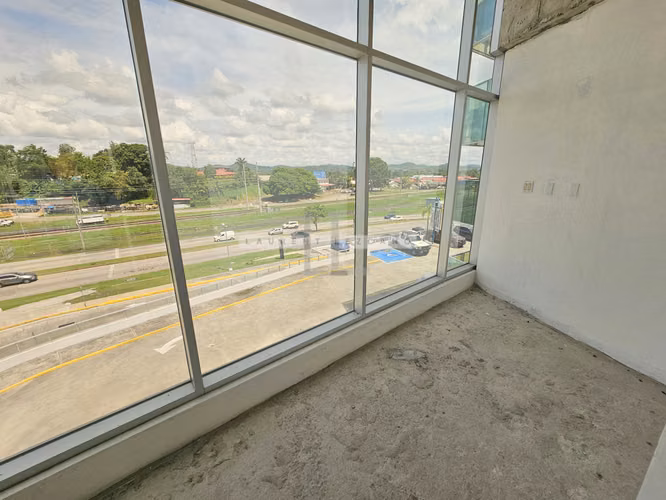Venta de Local Comercial/ Oficina en Terrazas de Albrook - Haga una oferta