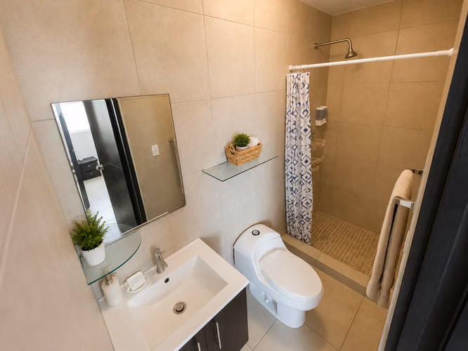 Apartamento Amueblado en Venta | Playa Corona | Terraza con Vista al Mar - Imagen 8