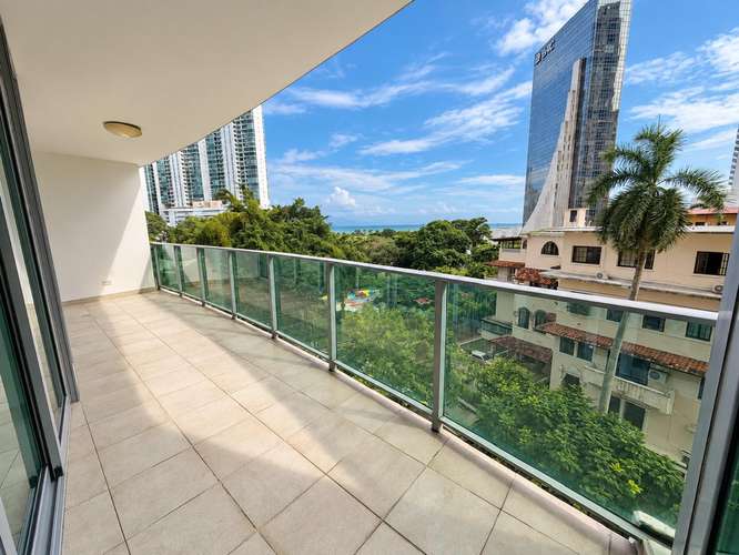 APARTAMENTO EN AVENIDA BALBOA 3 RECAMARAS 200M2 PH ALLURE CV