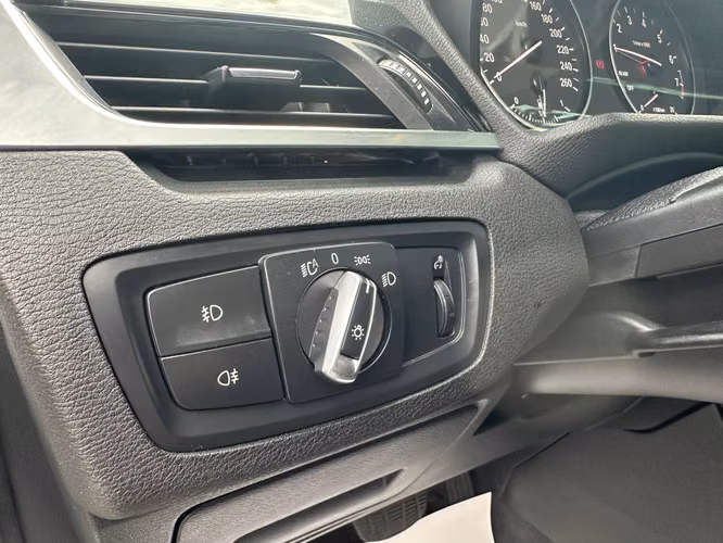 BMW X1 2018 TECHO PANORAMICO