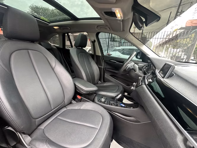 BMW X1 2018 TECHO PANORAMICO