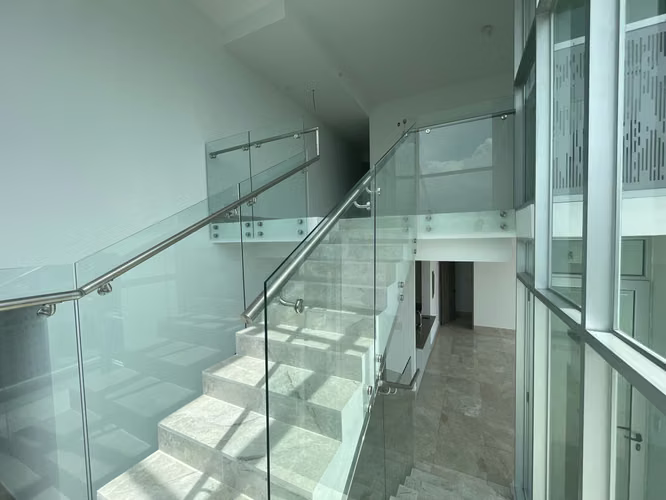Apartamento en Avenida Balboa · 3 Habitaciones · Costanera Mare