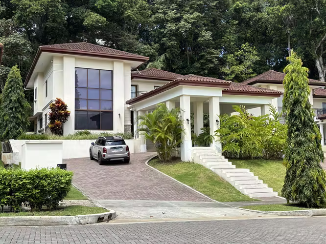 Casa en Venta Clayton Residencial Los Senderos