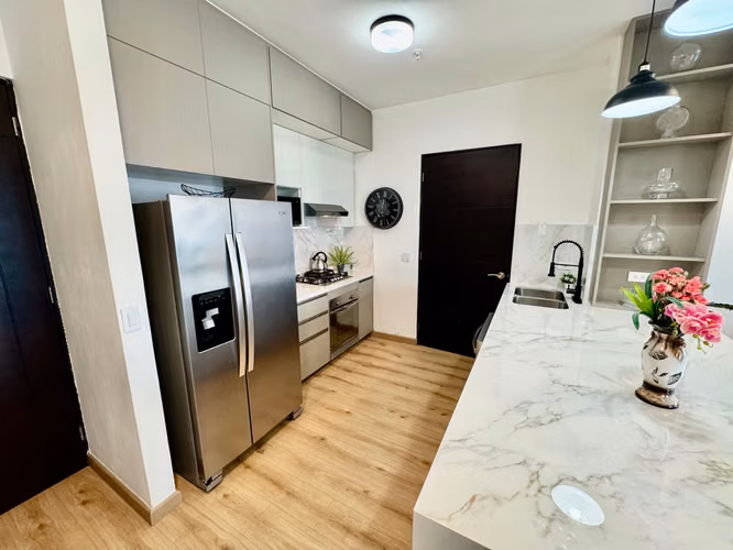 Apartamento Amoblado · Renta Corta · Vista al Mar · PH Destiny