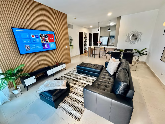 Apartamento Amoblado · Renta Corta · Vista al Mar · PH Destiny