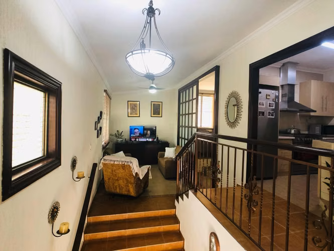 SE VENDE CASA 1,100M2