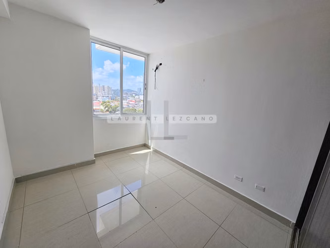 Venta Apartamento PH Taurus - Carrasquilla con Vía España. Haga una oferta