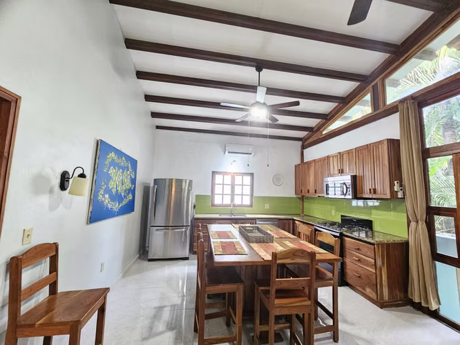 Casa Estilo Artesanal Lista para Mudarse – Pedasí