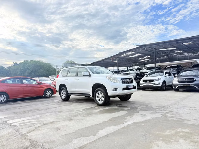 Toyota Land Cruiser Prado 2010 - Imagen 2