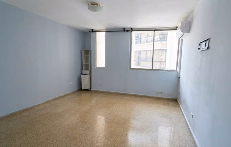 Apartamento en Punta Paitilla I con balcón y excelentes espacios - Imagen 13