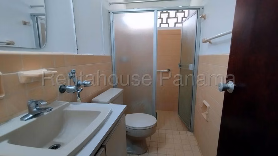 Casa en Alquiler en los Ángeles 26AECC7842