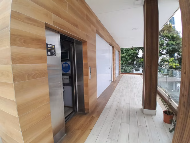 Local en alquiler a pasos de Av Balboa DPA26-6102