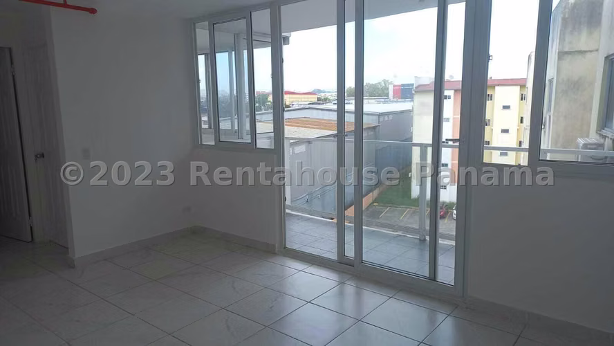 Se Vende Apartamento en Llano Bonito DPA23-6541