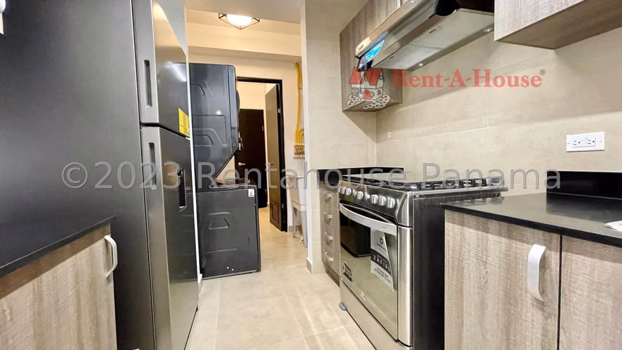 Vendo Apartamento de 113 m² en PH The One Tower, San Francisco 27-317GG