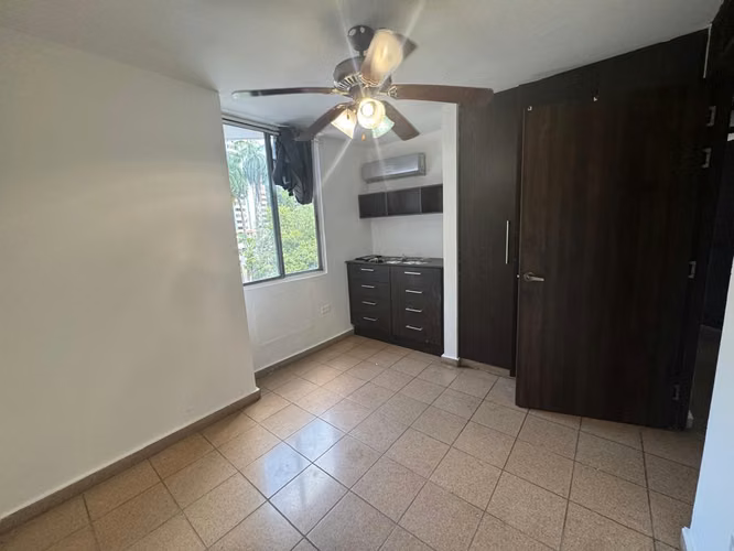 ALQUILER APARTAMENTO EL CANGREJO SEMI AMOBLADO PH HILTON PARK MLD
